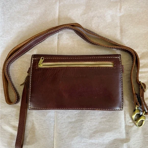 Portland Leather Brown Crossbody Bag Timeless Design - Picture 2 of 3